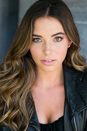 Picture of Mariel Molino