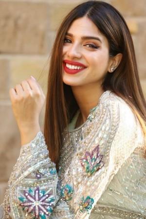Picture of Sonya Hussyn