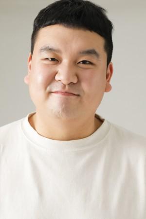 Picture of Choi Hwan-yi