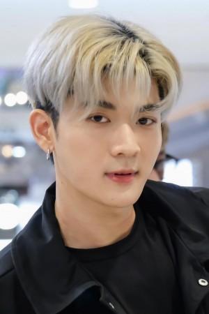 Picture of Boom Thanut Jiraratchakit