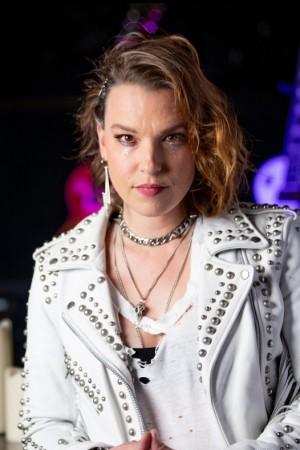 Picture of Lzzy Hale