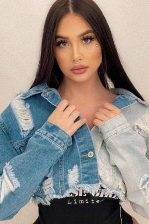 Picture of Victoria Macan