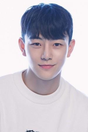 Picture of Moon Ji-yong