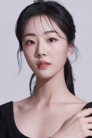 Picture of Song Young-ah