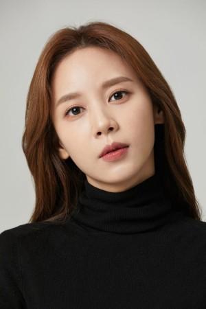 Picture of Hong Ji-hee