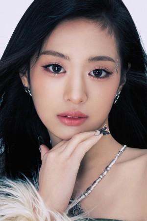 Picture of Jung Ah-yeon