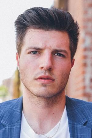 Picture of Dylan Flashner