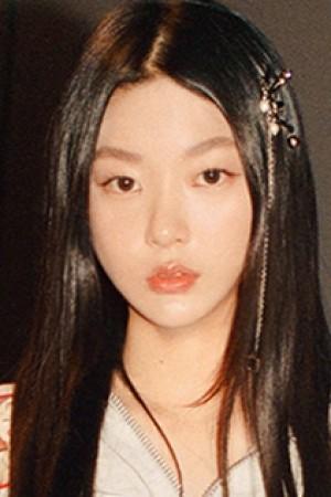 Picture of Jeong Yoon-Chae