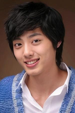 Picture of Lee Poong-woon