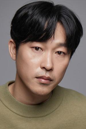 Picture of Kim Joong-hee