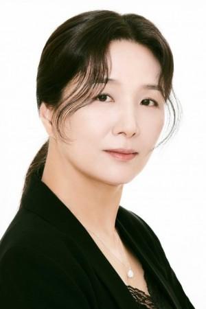 Picture of Lee Jung-eun