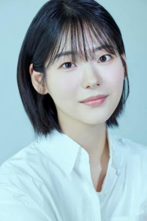 Picture of Jo Yoon-soo