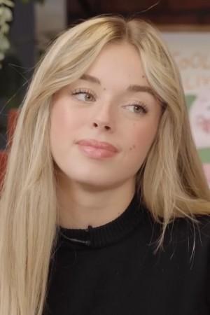 Picture of Emma Broyon