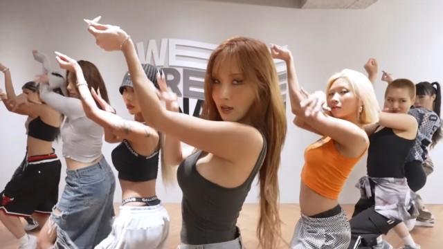 'I Love My Body' Dance Practice