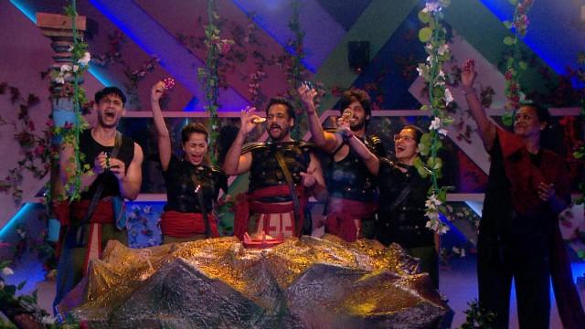 Day 10: Teams Mahabali vs Ranadheera