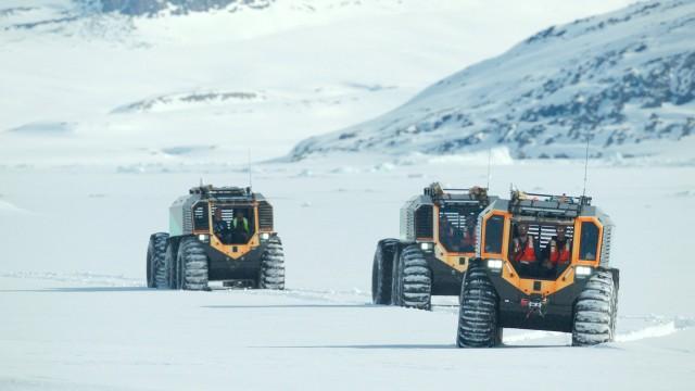 Arctic: 66.5 Degrees North - Race for Riches