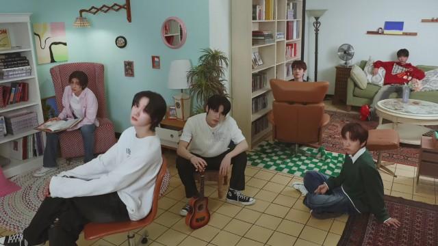 DOORGROUND｜BOYNEXTDOOR (보이넥스트도어) ‘뭣 같아’ (Bonus Clip)