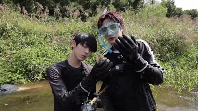 From an idol to a man of nature, barehand fishing with Lee Seung Yoon, Han Yu Jin & CNPAPA