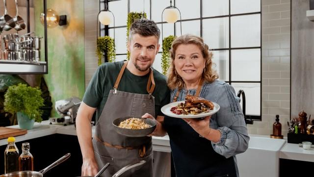 Côtes levées de porc à l’érable et au gin québécois / Riz frit «touski»