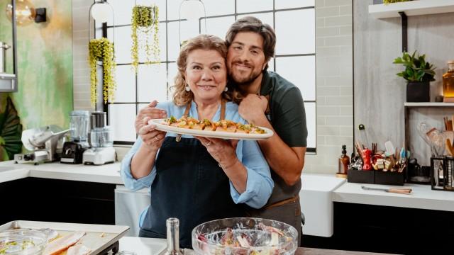 Truite confite et sauve vierge aux agrumes / Salade crémeuse d'endives