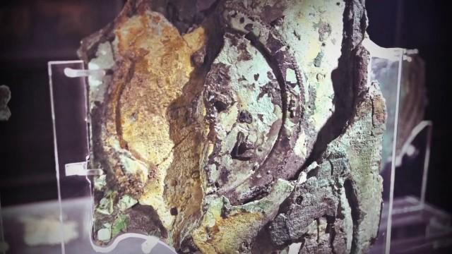 Time-Slip Artifacts: Modern Objects in the Ancient World - Volume 1