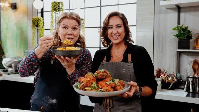 Poulet frit thé noir / Salade tiède maïs fromage Feta