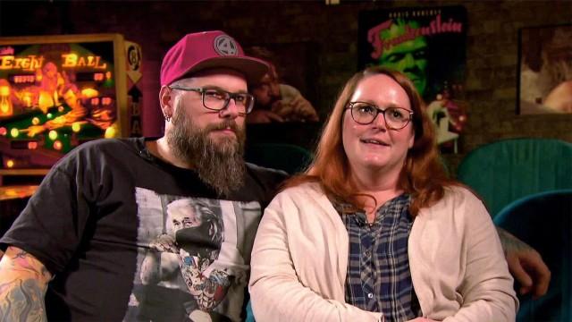 Kathrin und Andreas greifen heute ins Klo.