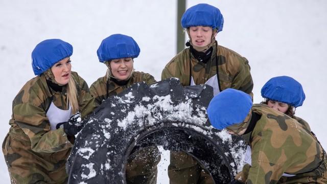 Øvelse hinderegg - i samarbeidets navn