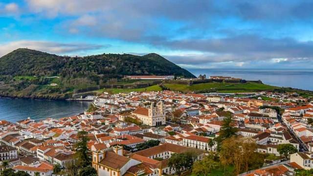 Angra: Escala Obrigatória