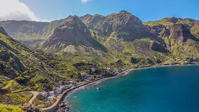 Cabo Verde: Uma Identidade Singular - Ilha De Santiago