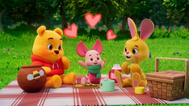 Piglet, Rabbit and the Picnic