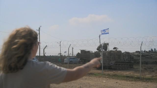 הרבש"צית מניר עם מדברת