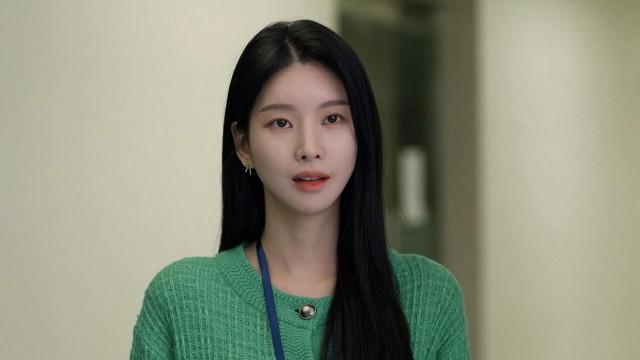 O ciúme de Ha Young se aprofunda