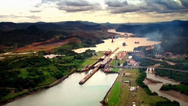 Building the Panama Canal