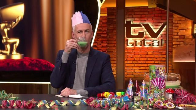 Günther Jauch kann einpacken: Der Jahresrückblick mit Puffi