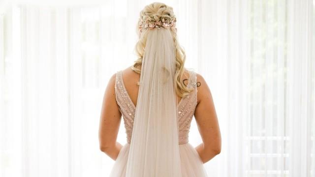 Folge 6: Kevin und Francisca: Bei dieser Hochzeit halten alle den Atem an!