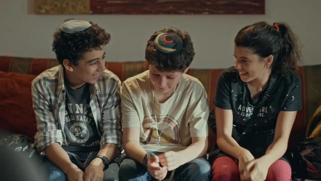 פופקורן בשלושה צבעים