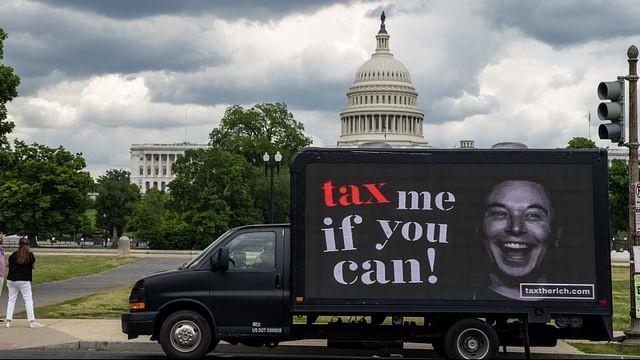 Are Billionaires a Problem?