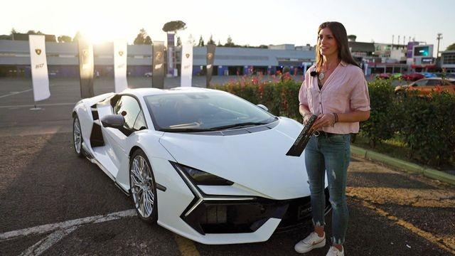 Billigauto für Micro-Tuning | Duell der getunten Power-SUV's | Lamborghini Revuelto