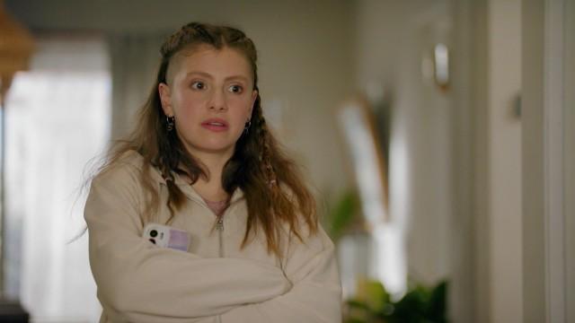 Carol se entera que Kathy y Sole pelearon por su culpa