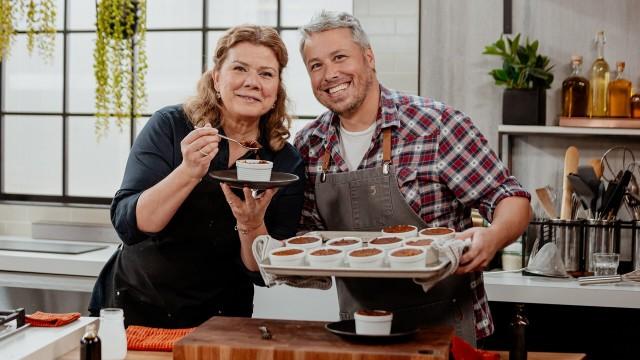 Lapin crème, morilles et baies / Petits gâteaux dattes et caramel sirop de bouleau