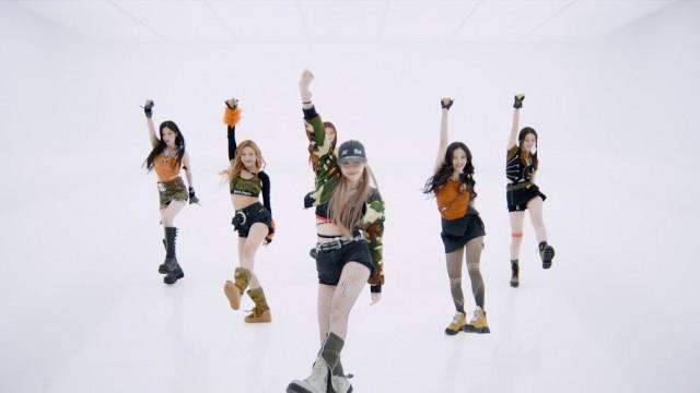 'BATTER UP' DANCE PERFORMANCE (DEBUT SPECIAL)