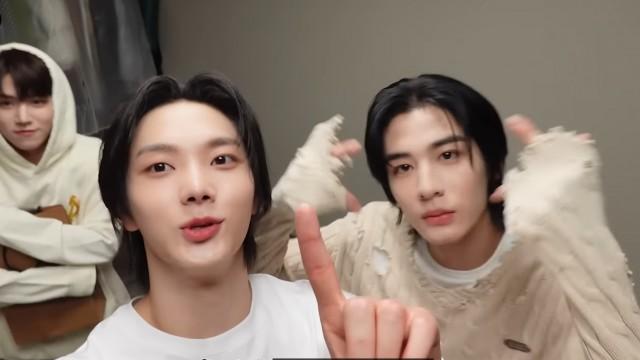 CAMCORDOOR l #OneandOnly 너만을 위한 데뷔 축하 선물 방금 출시됐으니 데뷔 파티해야지 #데뷔로그 (2) - BOYNEXTDOOR (보이넥스트도어)