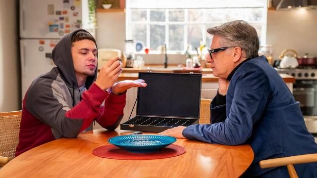Polo y Giovanni tienen un plan para rescatar a Bruna