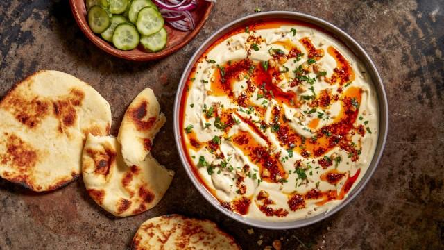 Kebab, Hummus and Date Cookies