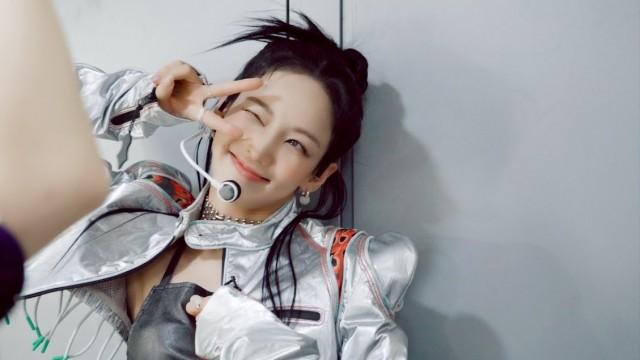 DEEP Recording + Traveling on Set + Music Broadcast + Face-to-Face Fan Signing with S♡NE