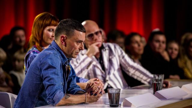 Second '6 Chair Challenge' - soloists over 23