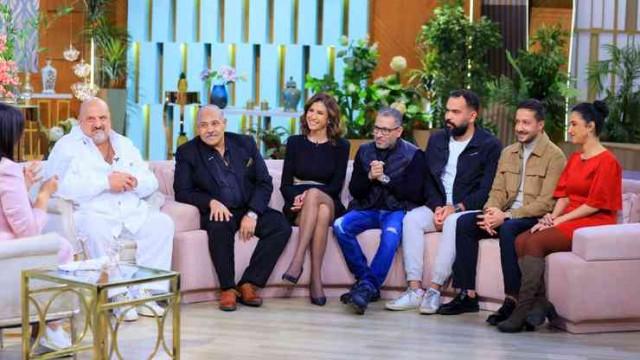 Why Live It Solo?! Cast