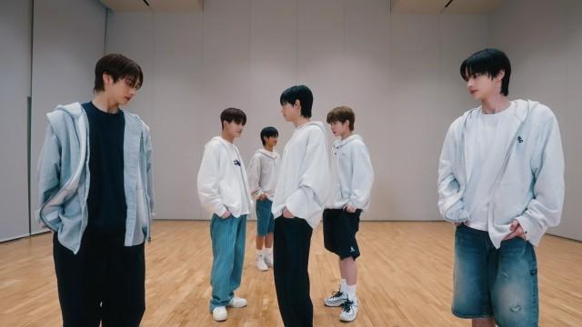 TWS ‘Plot Twist’ Dance Practice (Moving Ver.)