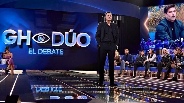 Debate 3: Lucía y Manuel hacen frente a las polémicas de la casa